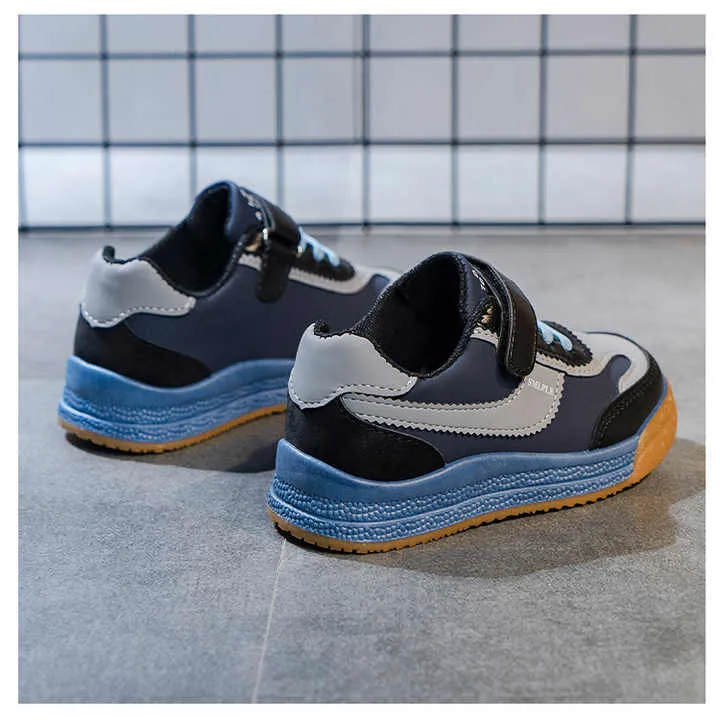 أحذية رياضية للأطفال خفيفة الوزن ومستديرة . Kids' Lightweight Round Toe Comfortable
