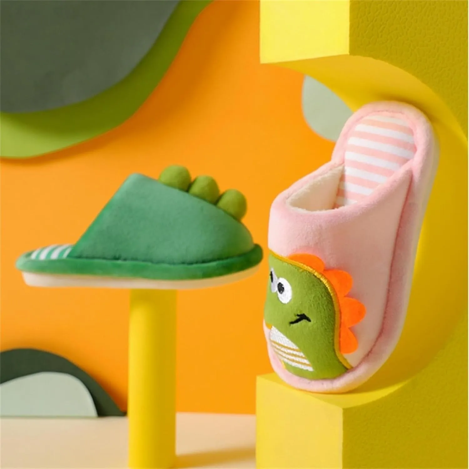 5-13Y Girls Boys Home Slippers Warm Dinosaur House Slippers Slip On Kids Comfort Cute Plush Winter Shoes