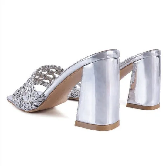 ADORBS BRAIDED STRAPS SLIDER SANDALS