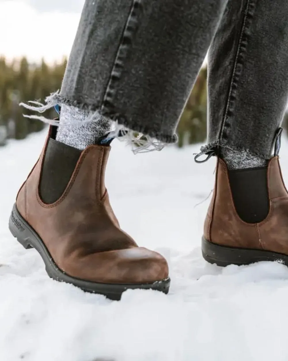 Blundstone 1477 Antique Brown Waterproof Chelsea Boots