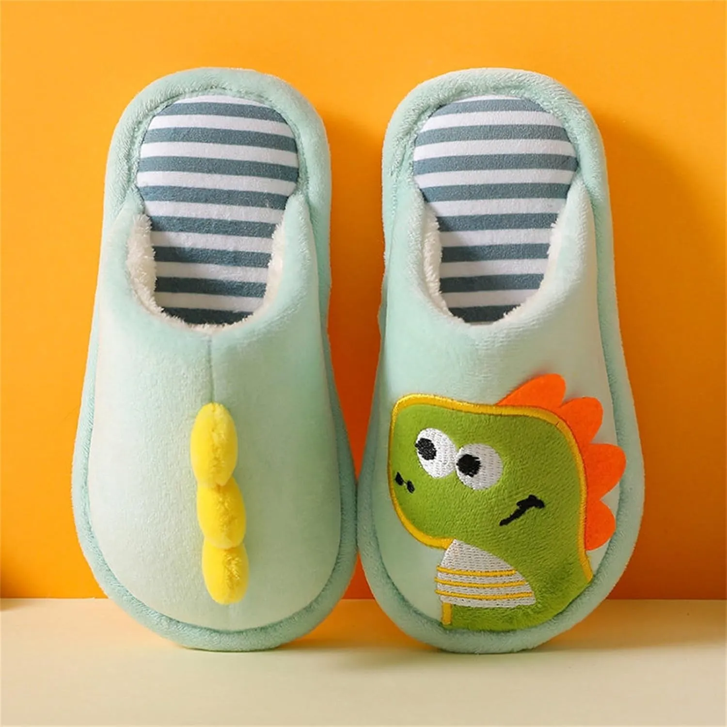 Cartoon Slippers for Girls Boys Cute Soft Plush Anti-Slip House Shoes Kids Slippers with Memory Foam Warm Indoor