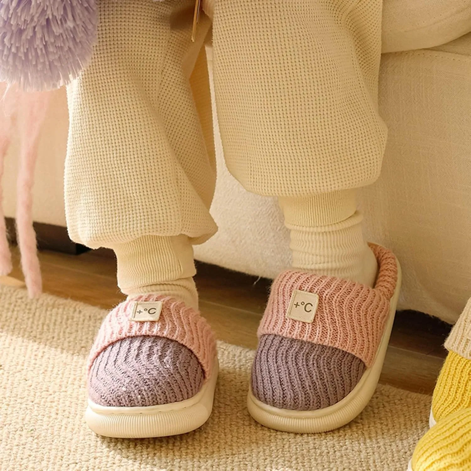 Christmas Flat Slipper for Boys Girls Soft Plush Cozy Warm Fuzzy Slippers Christmas Tree Indoor Walking House Shoes