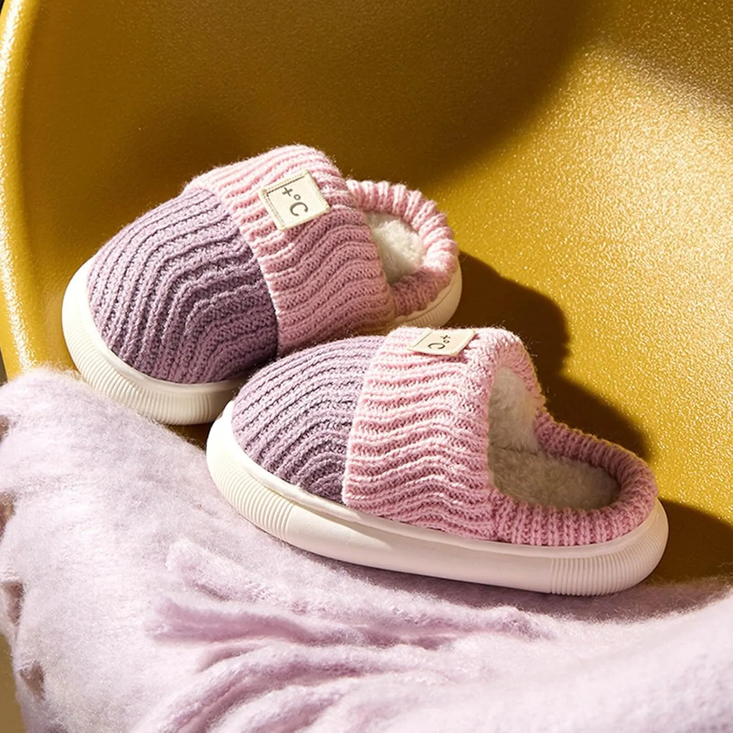 Christmas Flat Slipper for Boys Girls Soft Plush Cozy Warm Fuzzy Slippers Christmas Tree Indoor Walking House Shoes