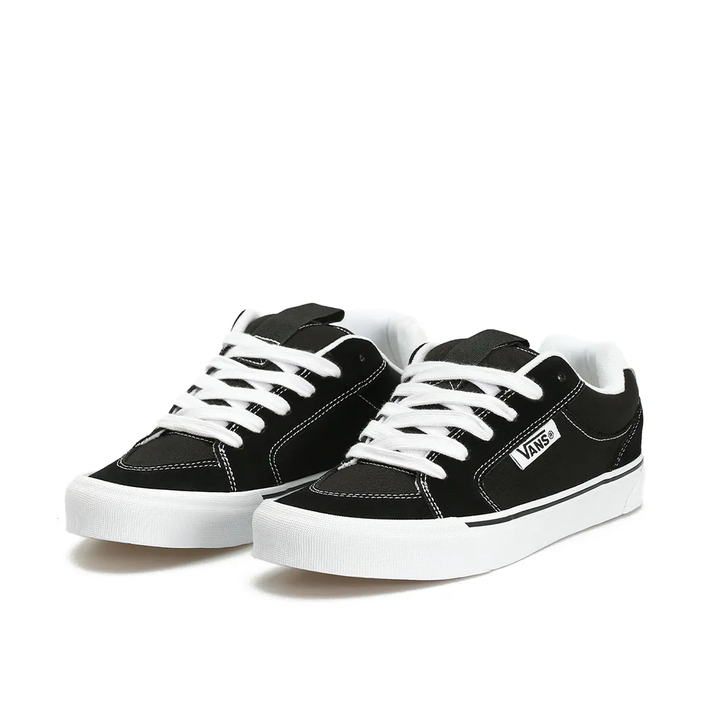 Chukka Push 'Black/White'