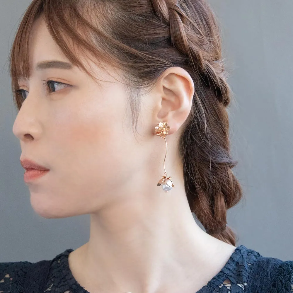 Flower Pearl Linear Clip Ons