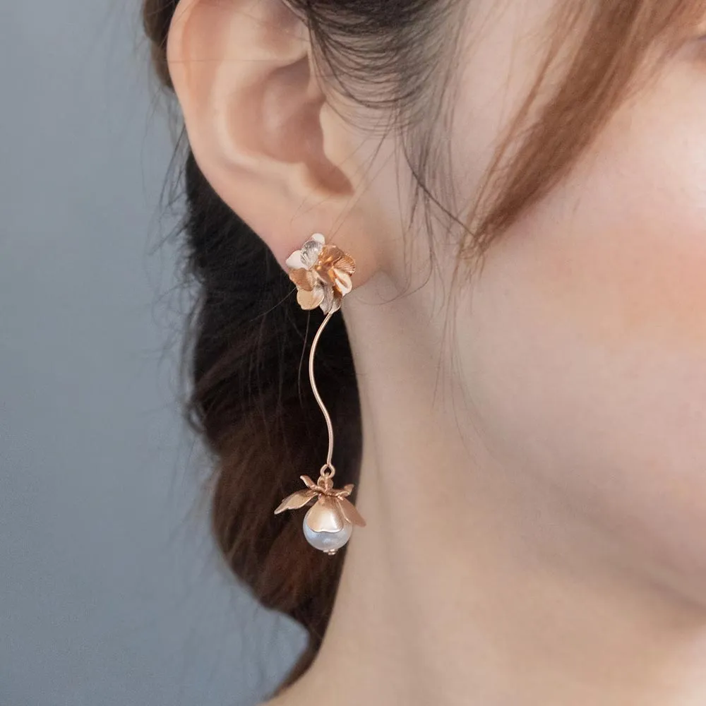 Flower Pearl Linear Clip Ons
