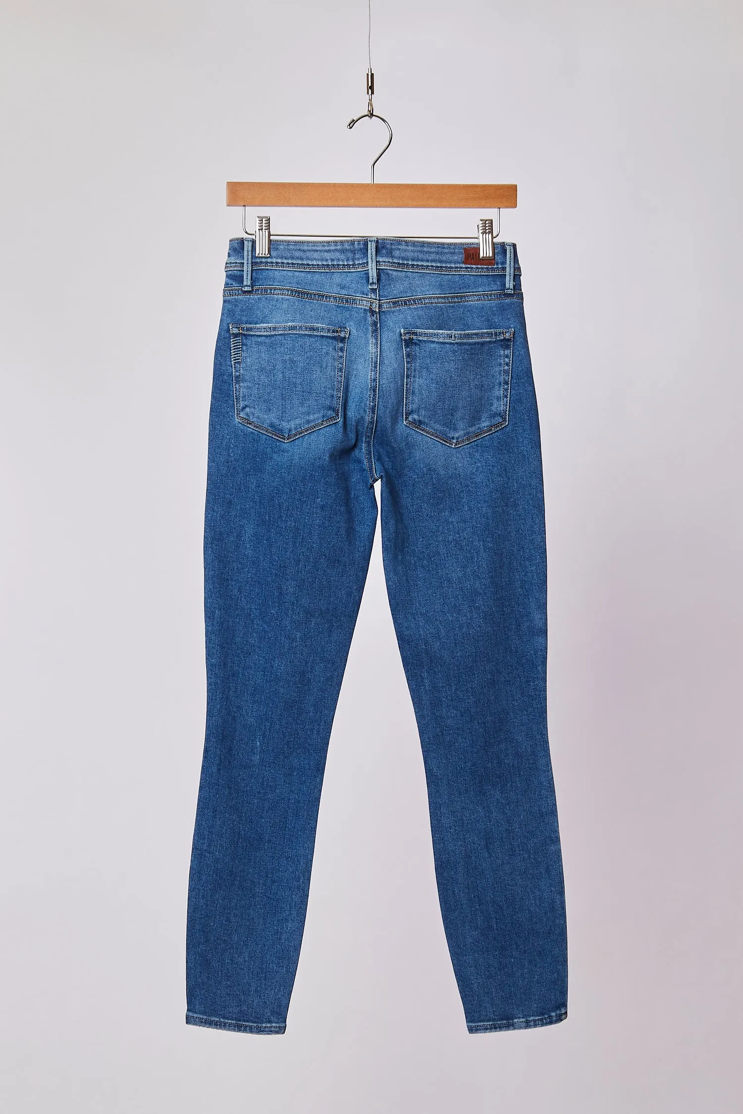 HOXTON ANKLE SKINNY GOLD BUTTON MED WASH