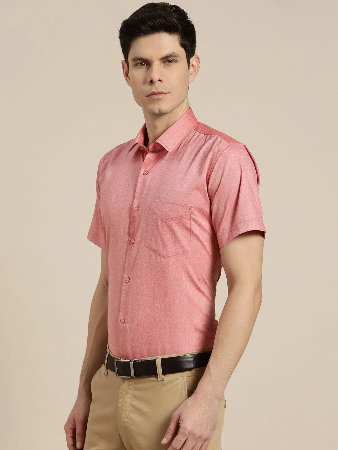 Men Coral Solid Chambray Short Sleeve Cotton Rich Slim Fit Formal Shirt