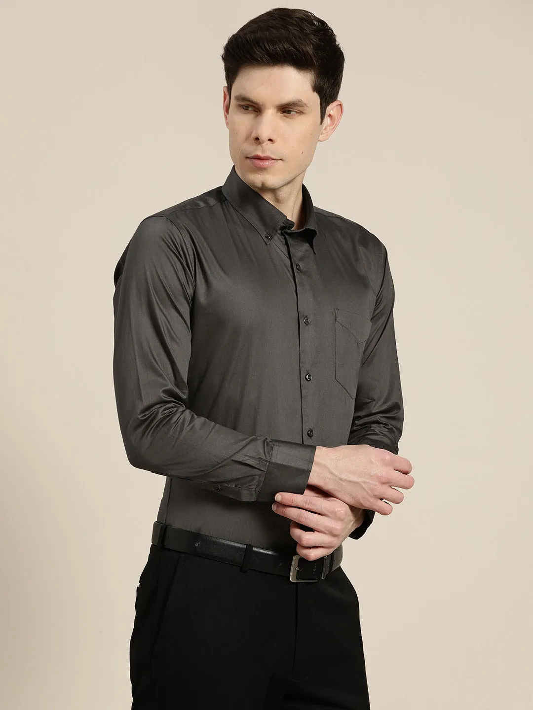 Men Dark Grey Solid Satin Pure Cotton Slim Fit Formal Shirt