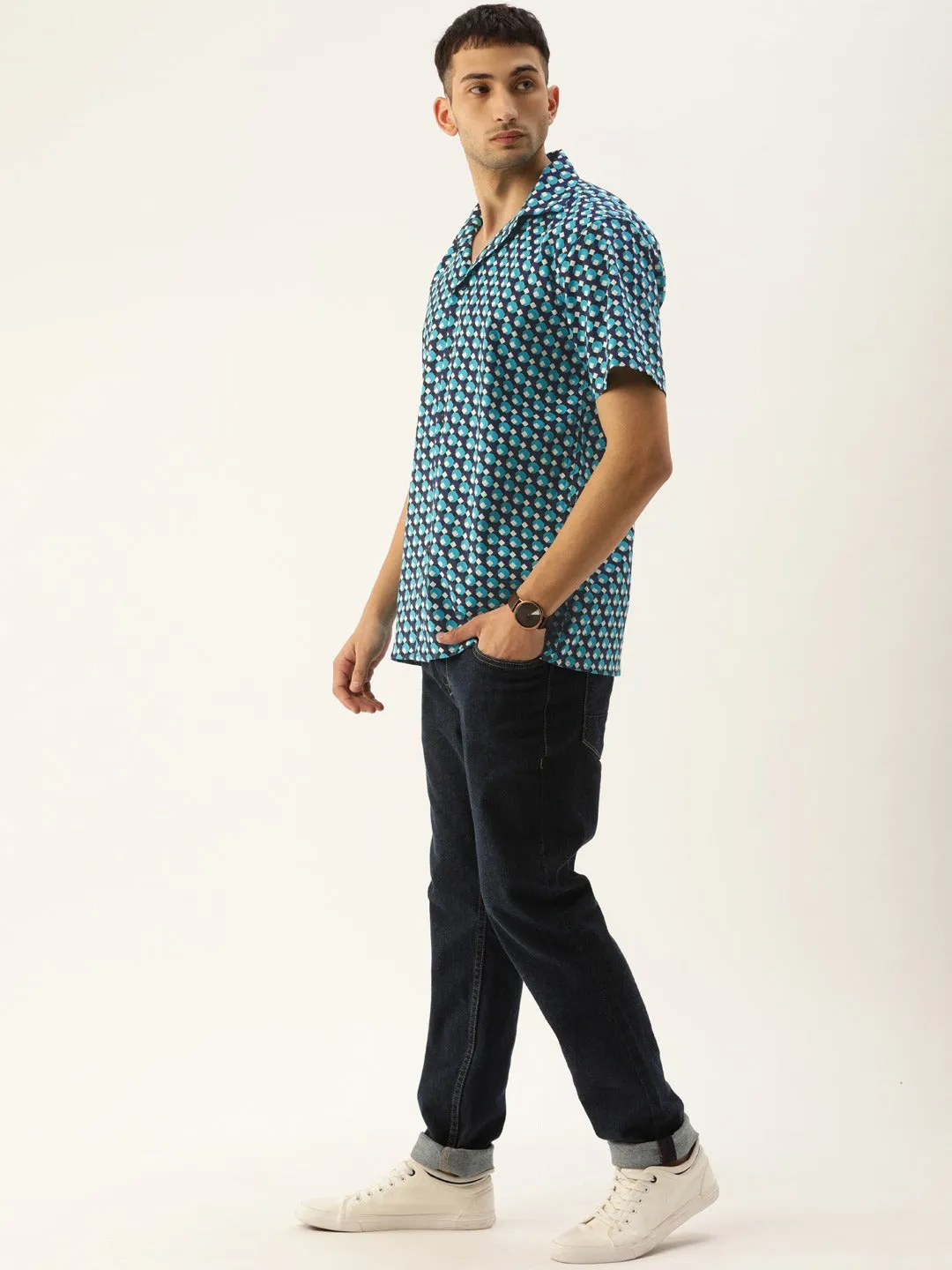Men Navy & Blue Printed Pure Cotton Relaxed Fit Casual Resort Shirt