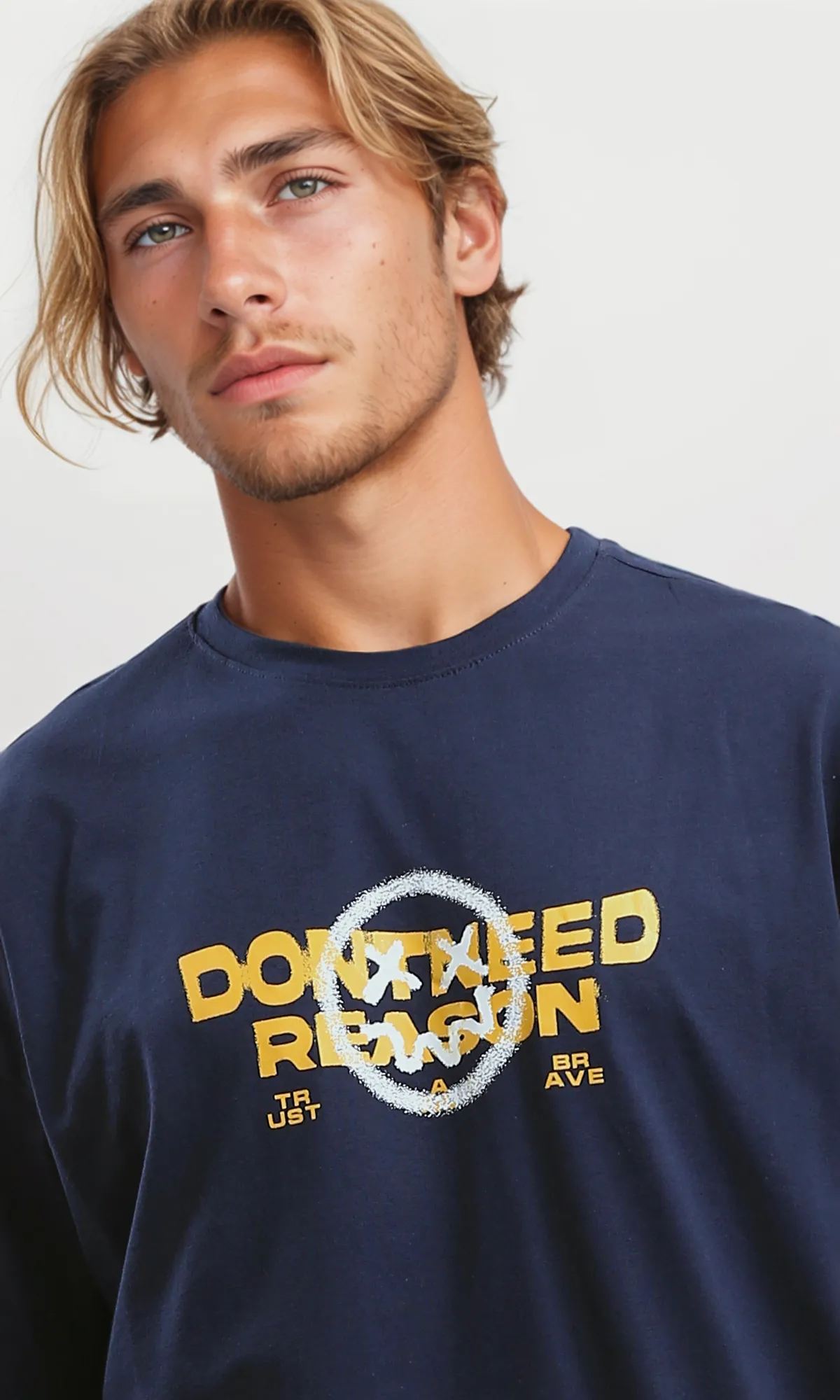 O179038 Dark Navy Blue Round Neck Tee With Front Print