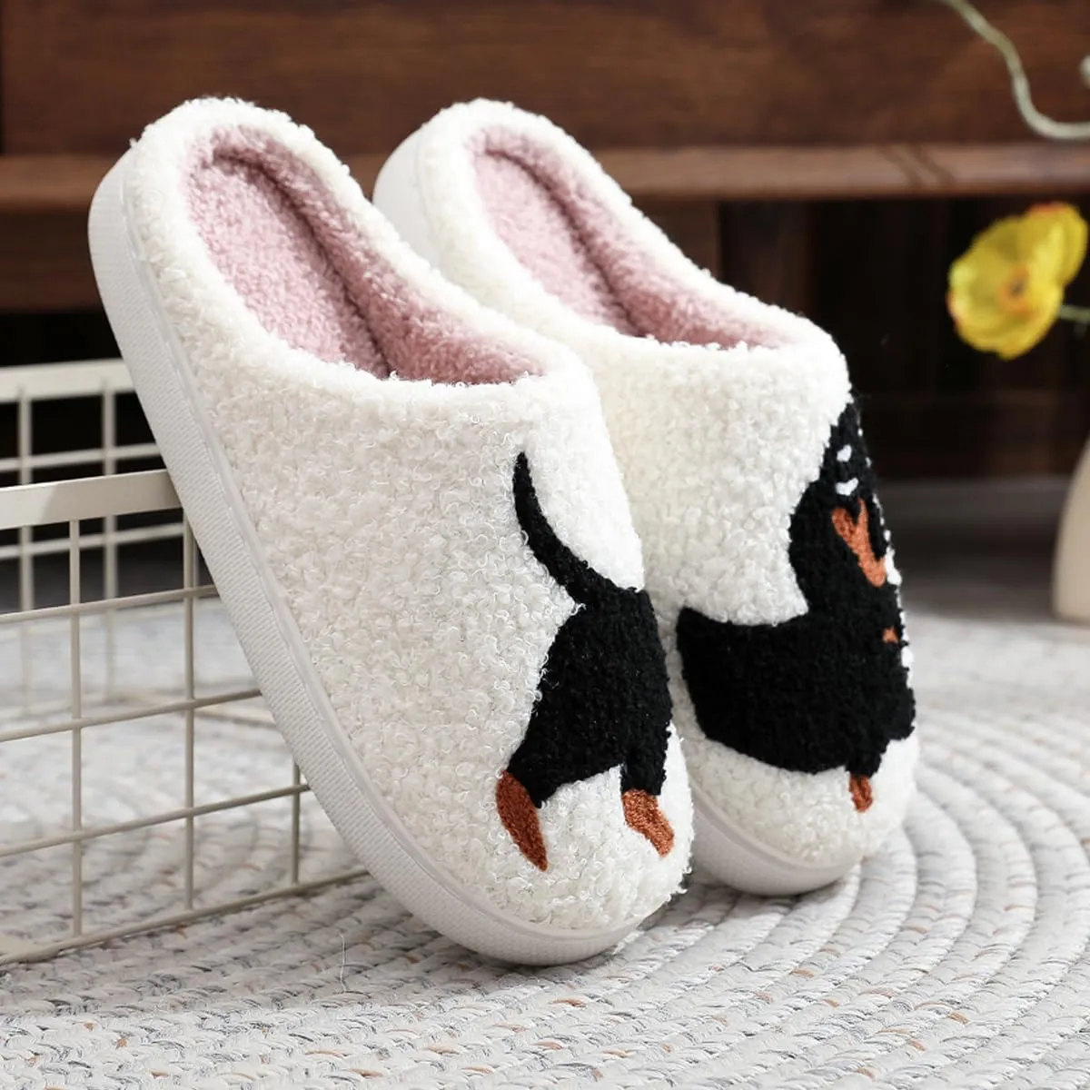 QSKPC animal slippers for women Fluffy Plush Slippers Cute Cartoon House Slipper Fruit Slippers for Womens Mens Plush Soft Memory Foam House Shoes