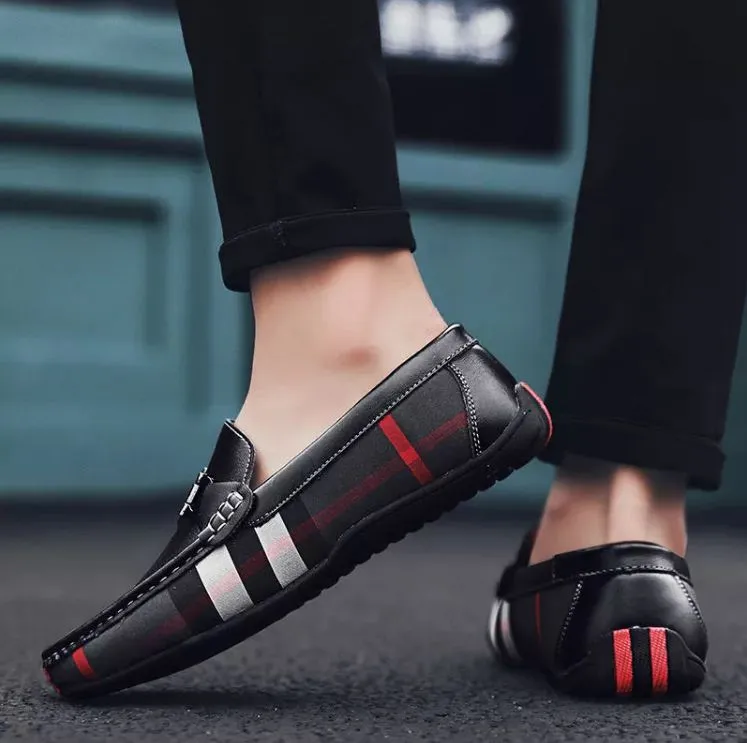 s Men's Black Loafers in Vegan Leather for All Seasons