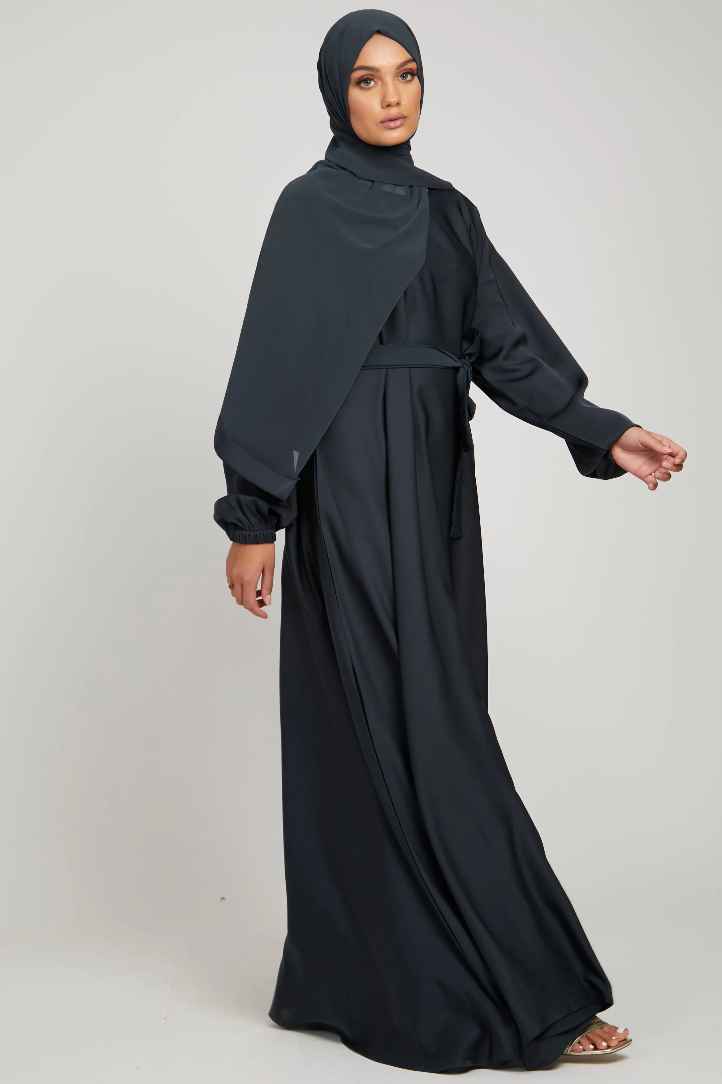 Umbrella Cut Closed Abaya with Elasticated Cuffs - Deep Pacific