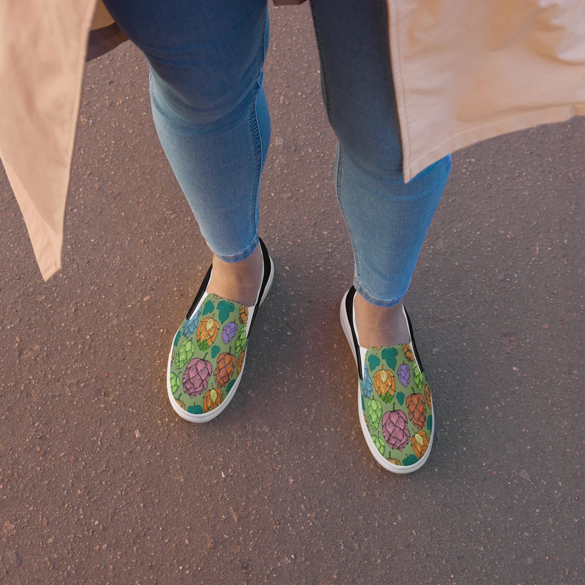 Women’s Mind Your Hops Slip-On Canvas Shoes – Black &  Floral