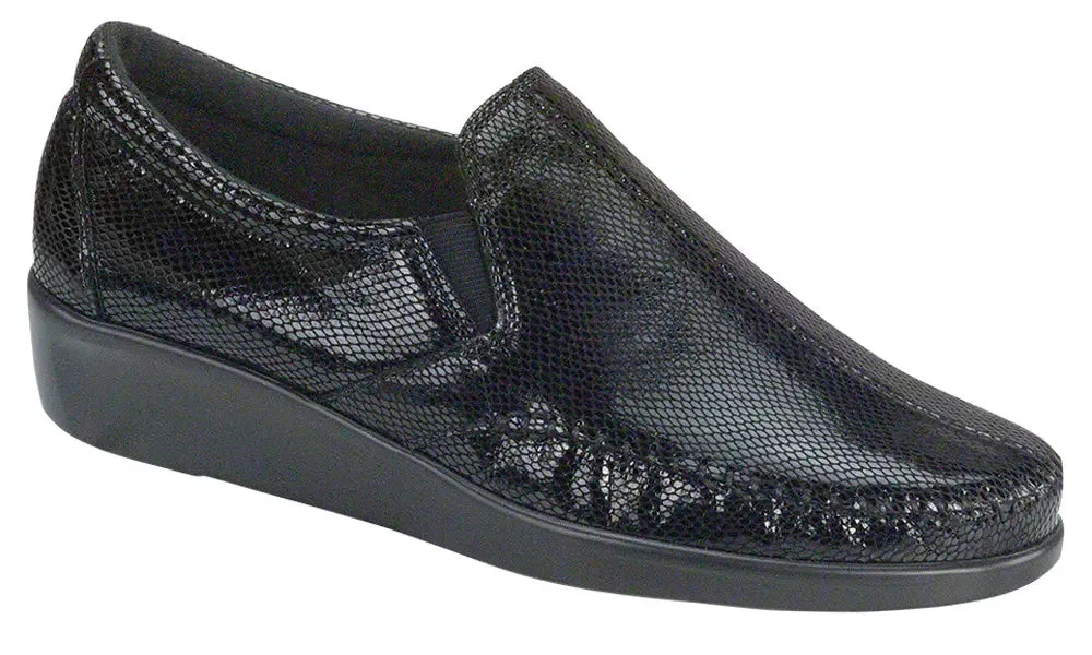 Women’s SAS Dream – Sleek Leather Slip-On with Cushioning & Flexibility