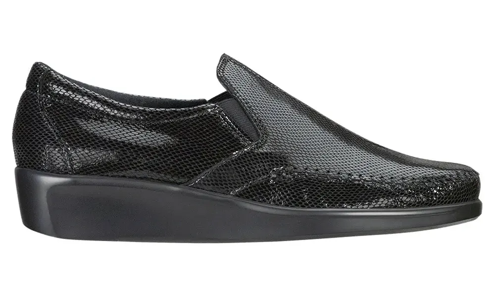 Women’s SAS Dream – Sleek Leather Slip-On with Cushioning & Flexibility