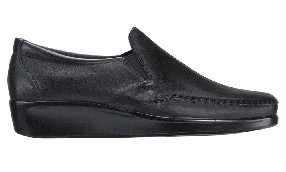 Women’s SAS Dream – Sleek Leather Slip-On with Cushioning & Flexibility